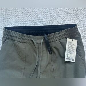 New With Tags Lululemon Bowline Pant XL